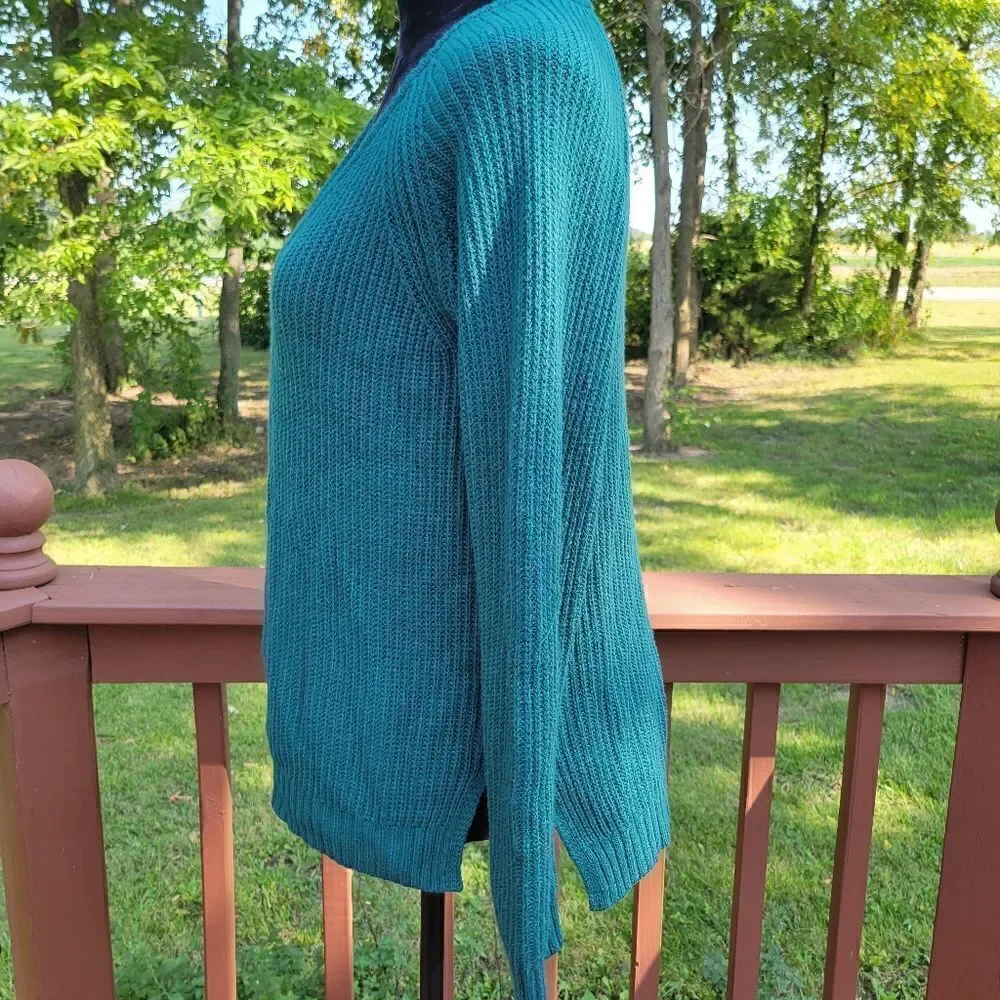 SO Brand Ladies Pullover Vneck knit Oversized Sweater sz  Large Dark Green